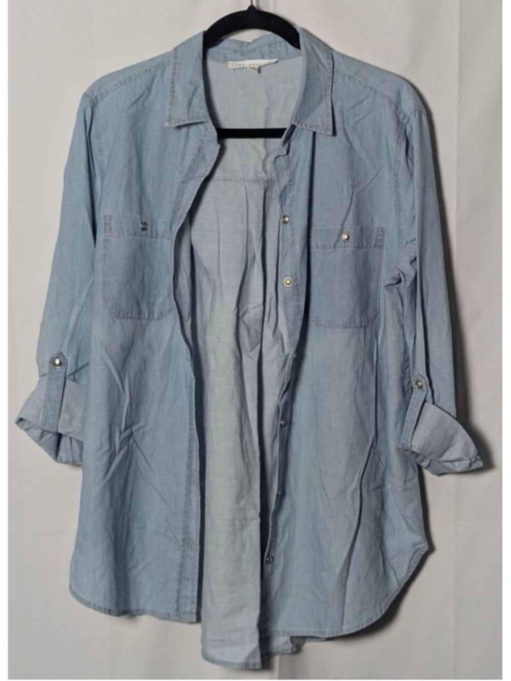 Jane + Delancey Chambray Button Down Shirt Women’s Medium Roll Tab Sleeve